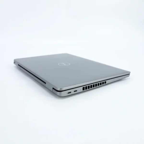 IMG_4010 Dell Precision 3580