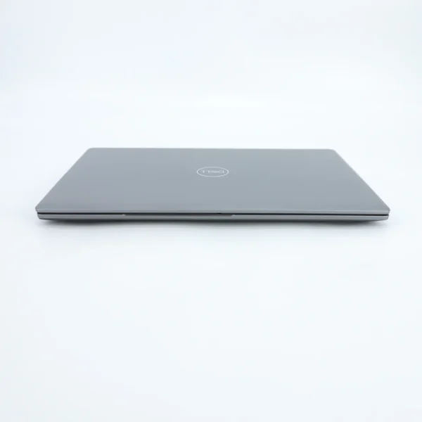 IMG_4013 Dell Precision 3580